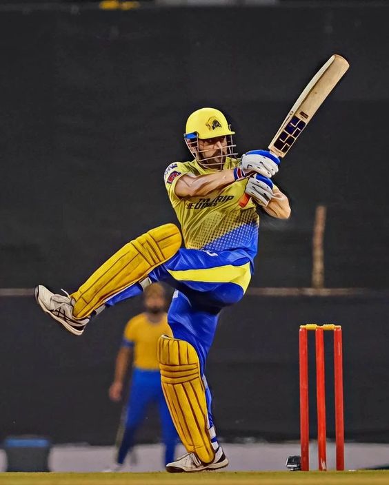 SS Ton: Dhoni Thala English Willow Cricket Bat - Premium Grade, Lightweight, Superior Power